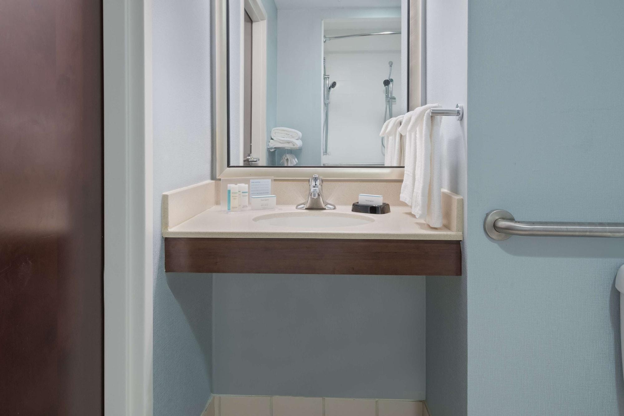 Hampton Inn Boston Bedford Burlington Billerica Exterior photo