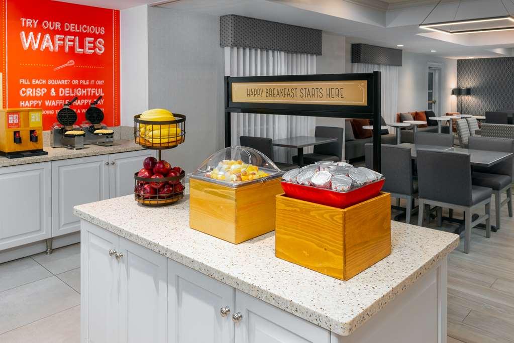 Hampton Inn Boston Bedford Burlington Billerica Restaurant photo